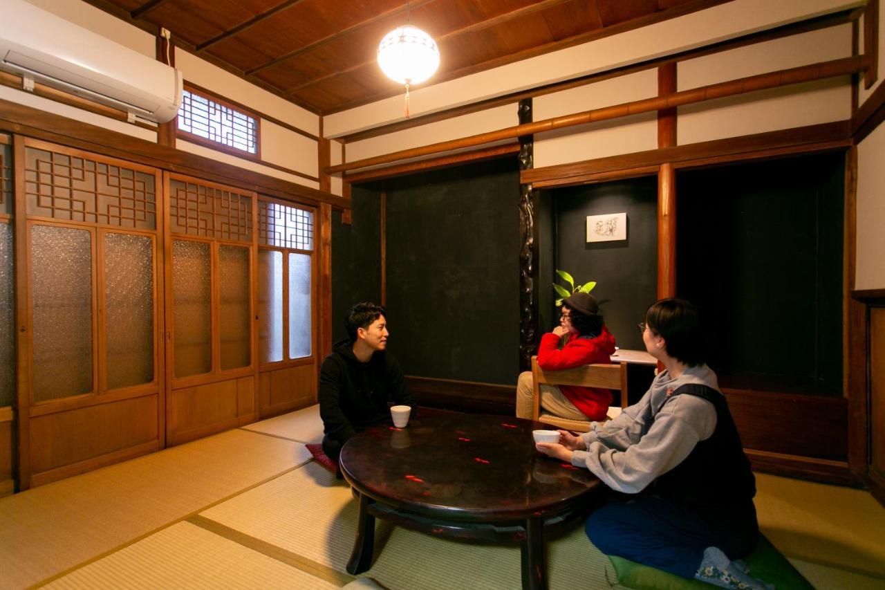 Mojiko Guest House Porto Kitakyushu Bagian luar foto